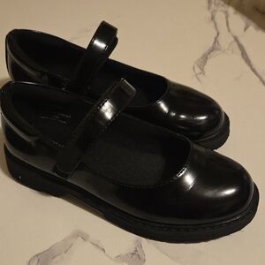 Girls' Black Patent Mary Jane Dress Shoes with Strap
